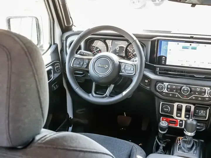Jeep Wrangler 2026 photo 4