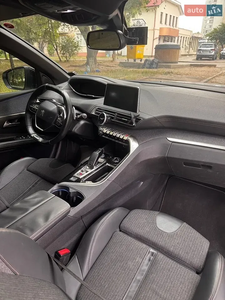 Peugeot 3008 2018 photo 5