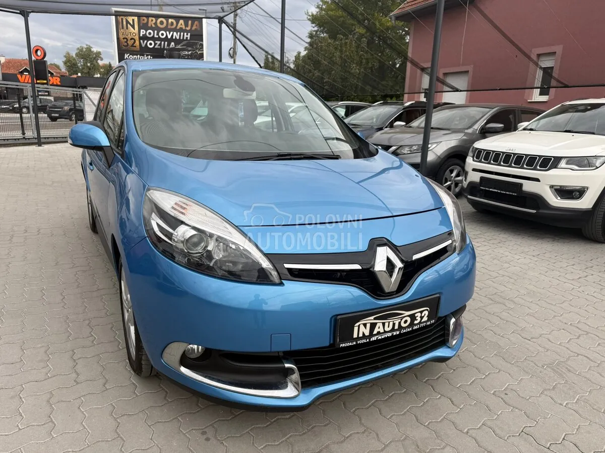 Renault Scenic 2012 photo 2