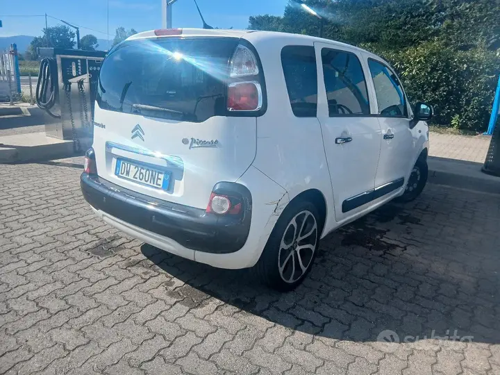 Citroen C3 Picasso 2009 photo 3