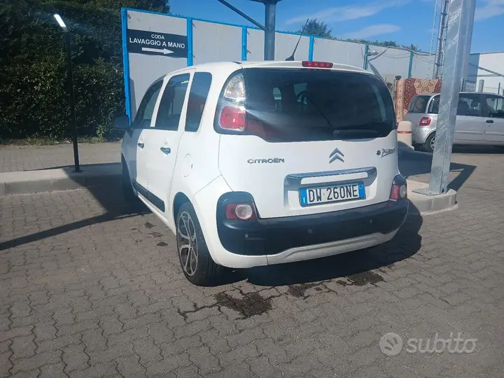 Citroen C3 Picasso 2009 photo 2