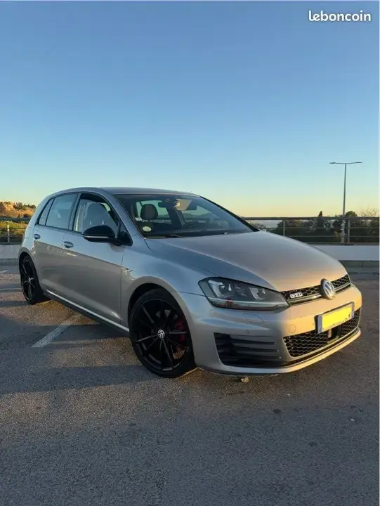 Volkswagen Golf 2016 photo 2