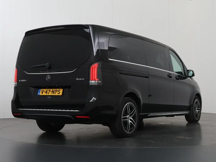 Mercedes-Benz V-Class 2024 photo 2