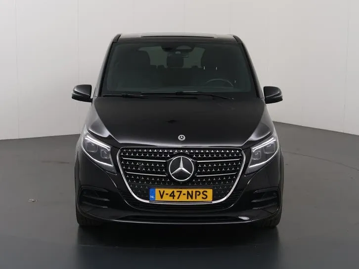 Mercedes-Benz V-Class 2024 photo 3
