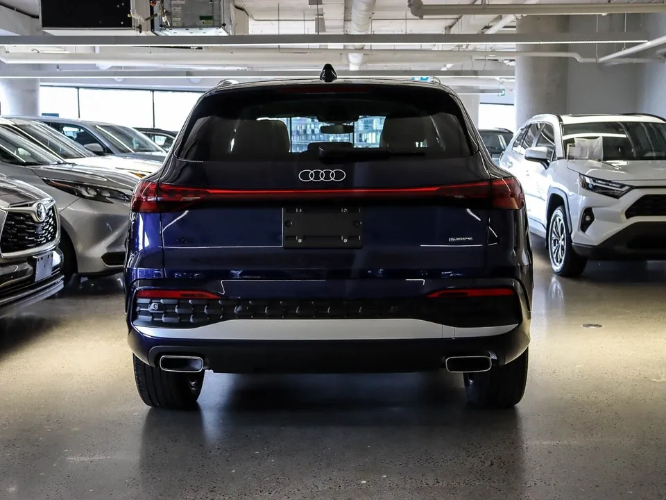 Audi Q5 2025 photo 4