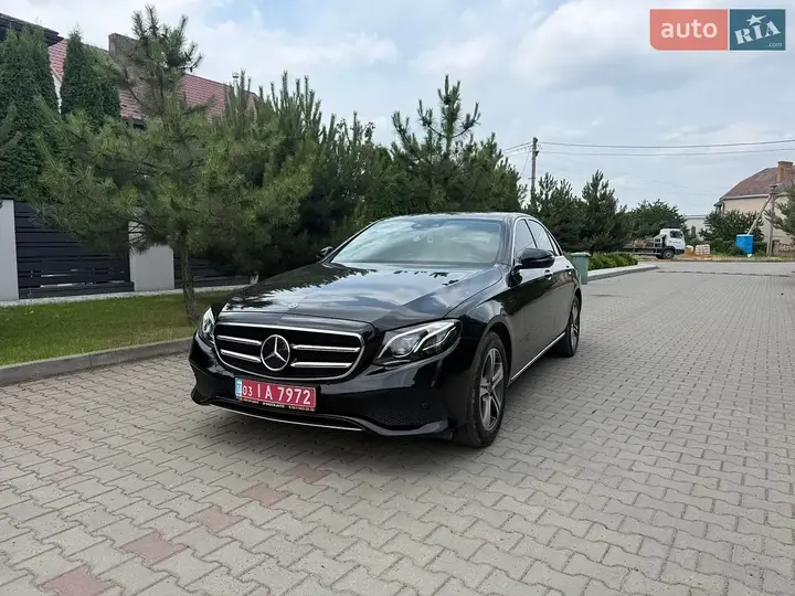 Mercedes-Benz E-Class 2019 photo 2