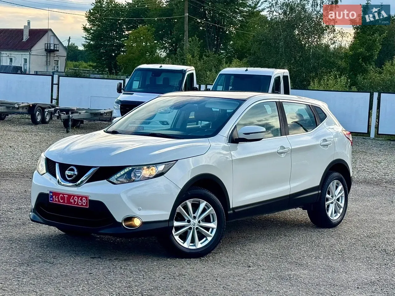 Nissan Qashqai 2014 photo 2