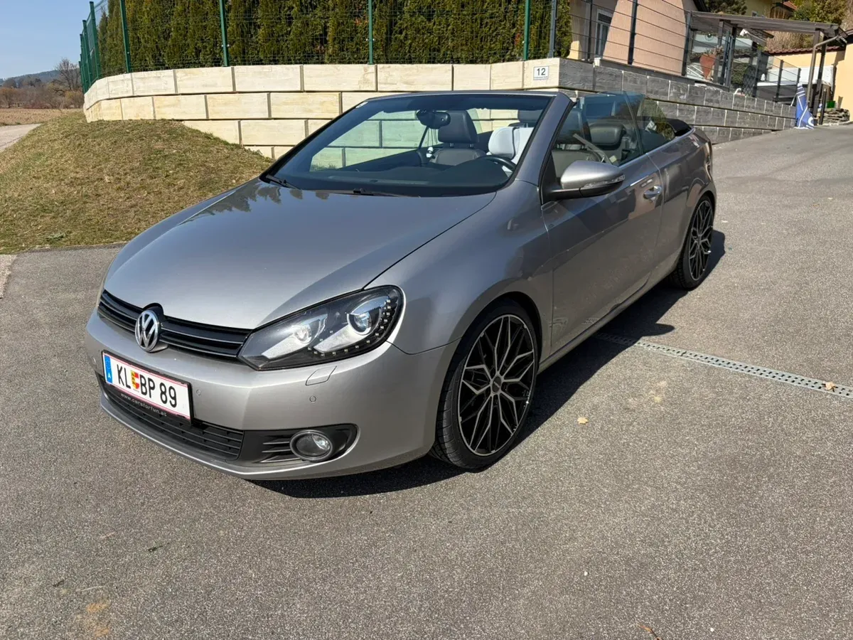 Volkswagen Golf 2011 photo 2