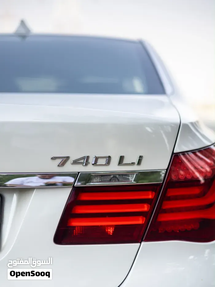 BMW 740I Sedan 2015 photo 2