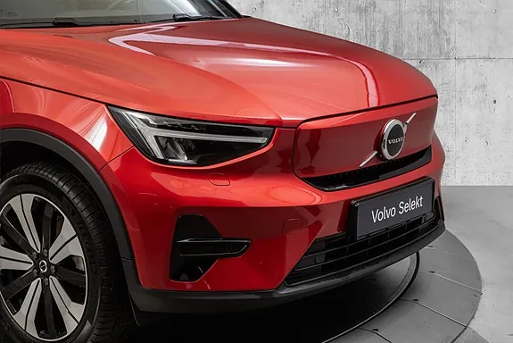 Volvo C40 2023 photo 2