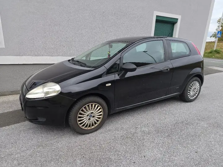 Fiat Punto 2006 photo 2