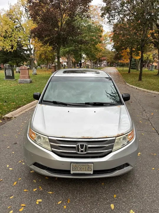 Honda Odyssey 2013 photo 3