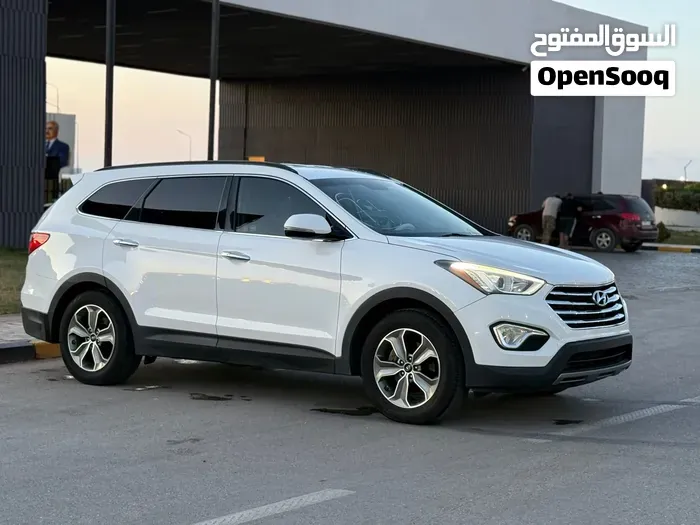 Hyundai Santa Fe 2015 photo 3