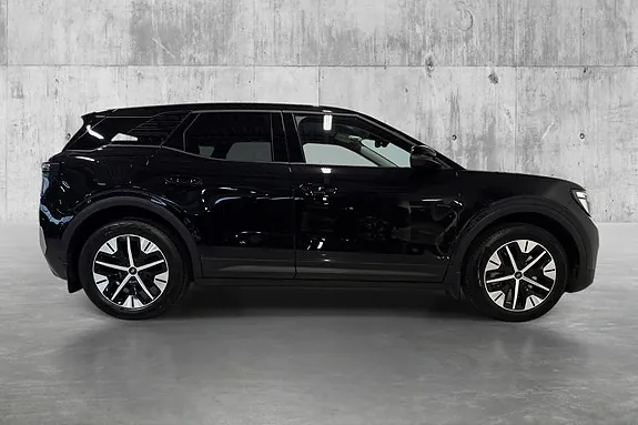 Ford Explorer 2026 photo 4