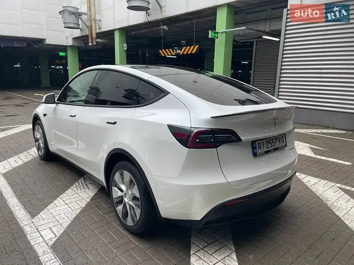 Tesla Model Y 2020 photo 5