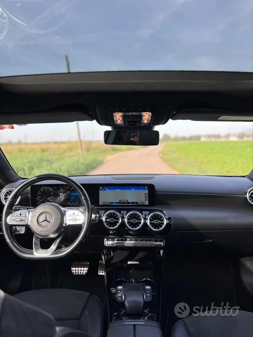 Mercedes-Benz A-Class 2022 photo 3