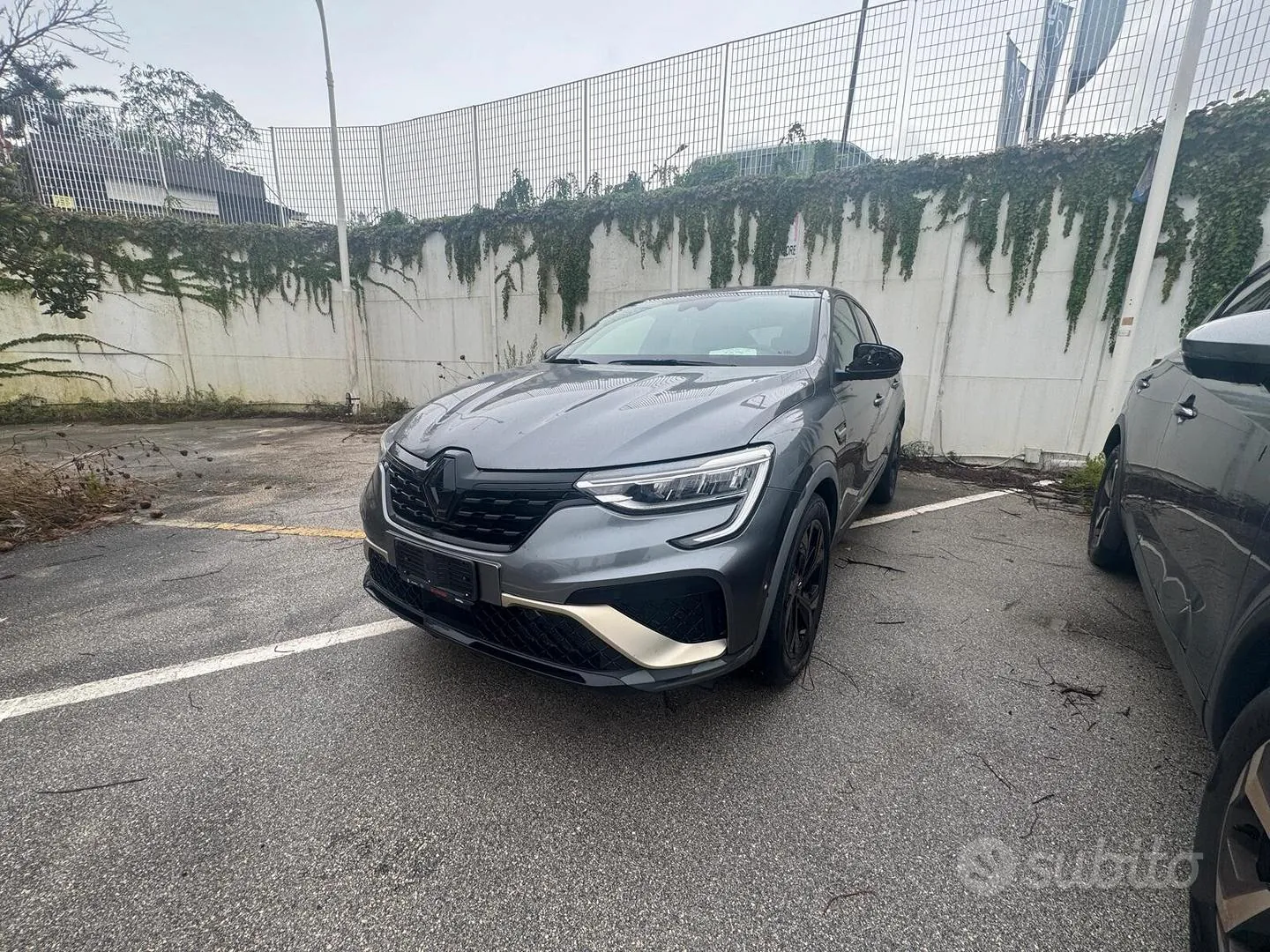 Renault Captur 2023 photo 2