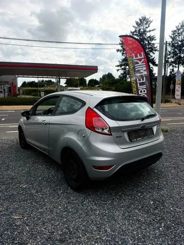 Ford Fiesta 2014 photo 3