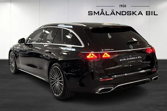 Mercedes-Benz E300 De 2025 photo 3