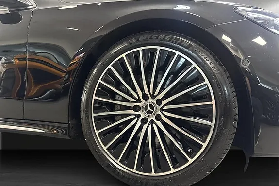 Mercedes-Benz E300 De 2025 photo 5