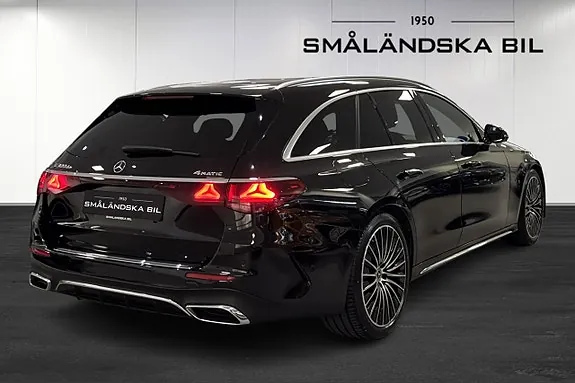 Mercedes-Benz E300 De 2025 photo 4
