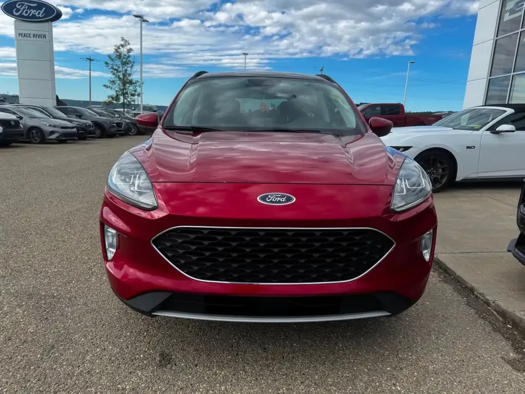Ford Escape 2021 photo 2
