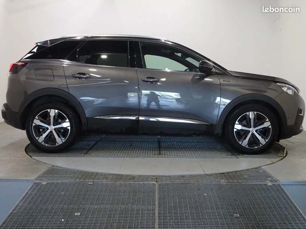 Peugeot 3008 2020 photo 5
