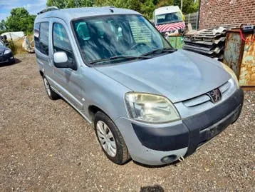 Peugeot Partner 2008 photo 3