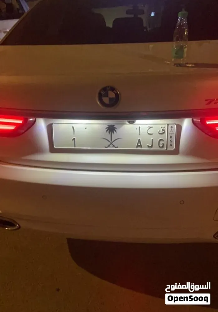 BMW 7 Series 2018 photo 3