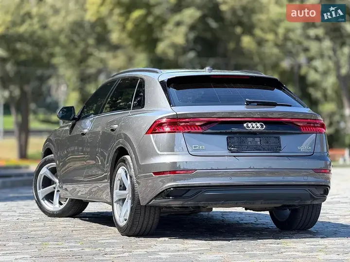 Audi Q8 2020 photo 4
