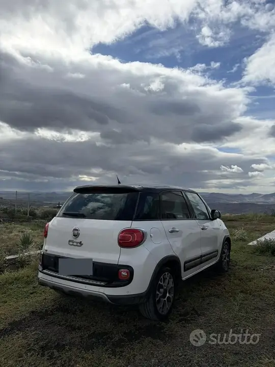 Fiat 500L 2016 photo 2