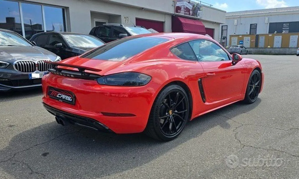 Porsche Cayman 2017 photo 2