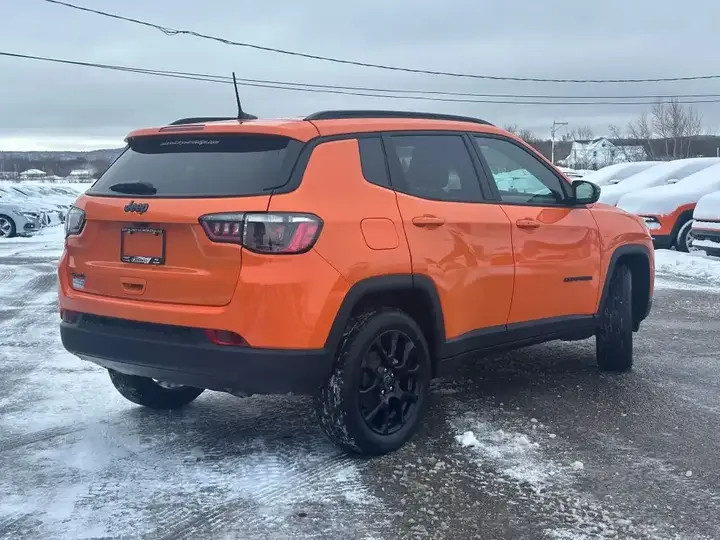 Jeep Compass 2026 photo 3