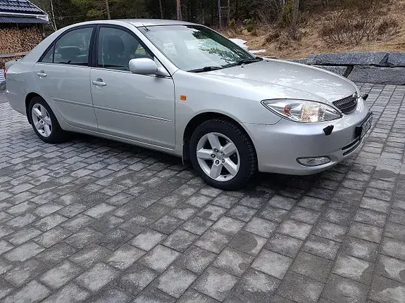 Toyota Camry 2002 photo 2
