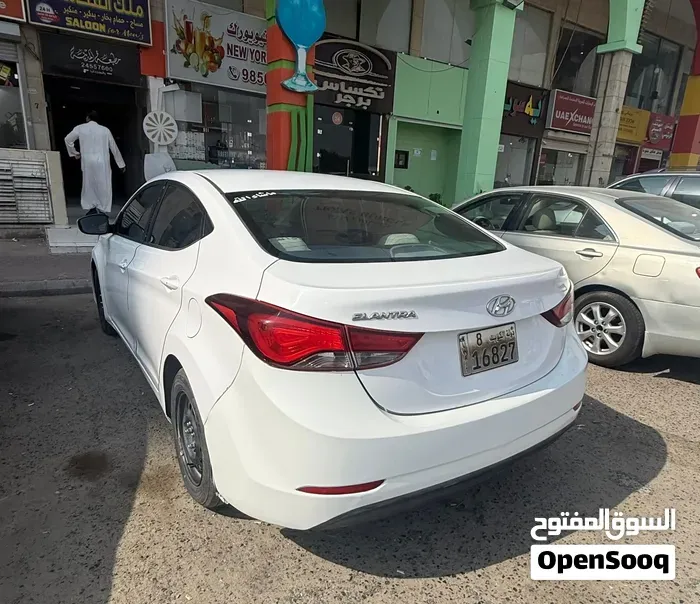 Hyundai Elantra 2015 photo 4