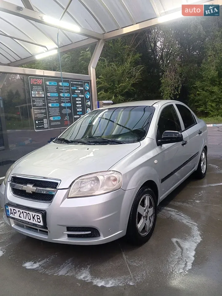 Chevrolet Aveo 2009 photo 2