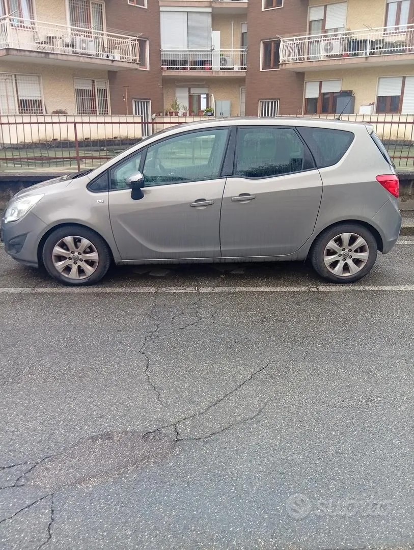 Opel Meriva 2011 photo 3