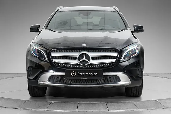 Mercedes-Benz Gla250 2017 photo 2
