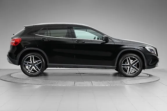 Mercedes-Benz Gla250 2017 photo 5