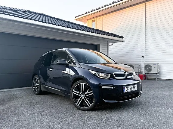 BMW I3