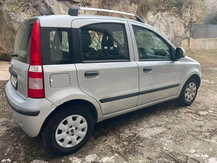 Fiat Panda 2011 photo 2