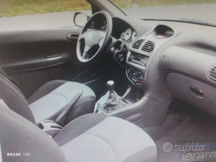 Peugeot 206 2006 photo 2