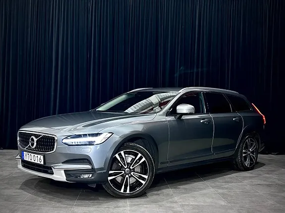 Volvo V90 Cross Country