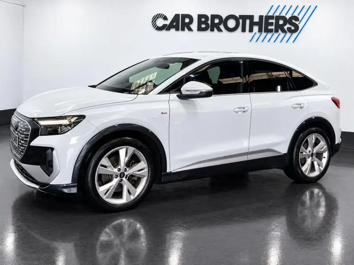 Audi Q4 E-Tron 2023 photo 4