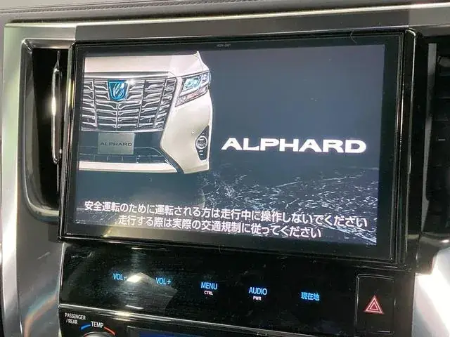 Toyota Alphard 2017 photo 4