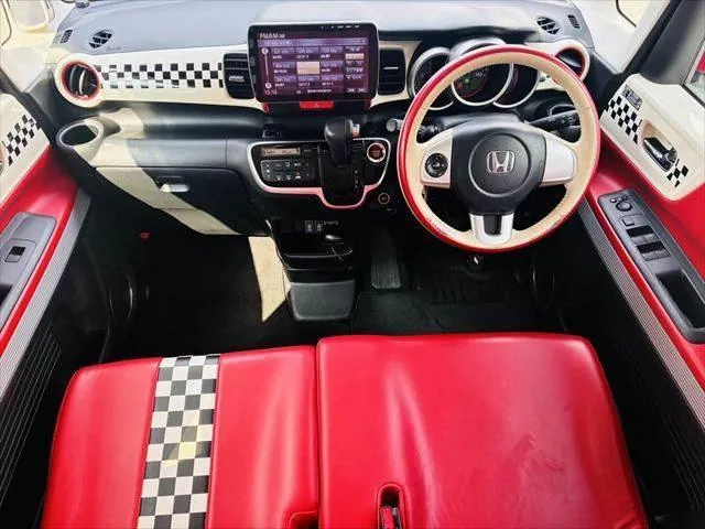 Honda N-Box 2018 photo 3