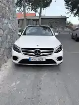 Mercedes-Benz Glc-Class 2018 photo 2