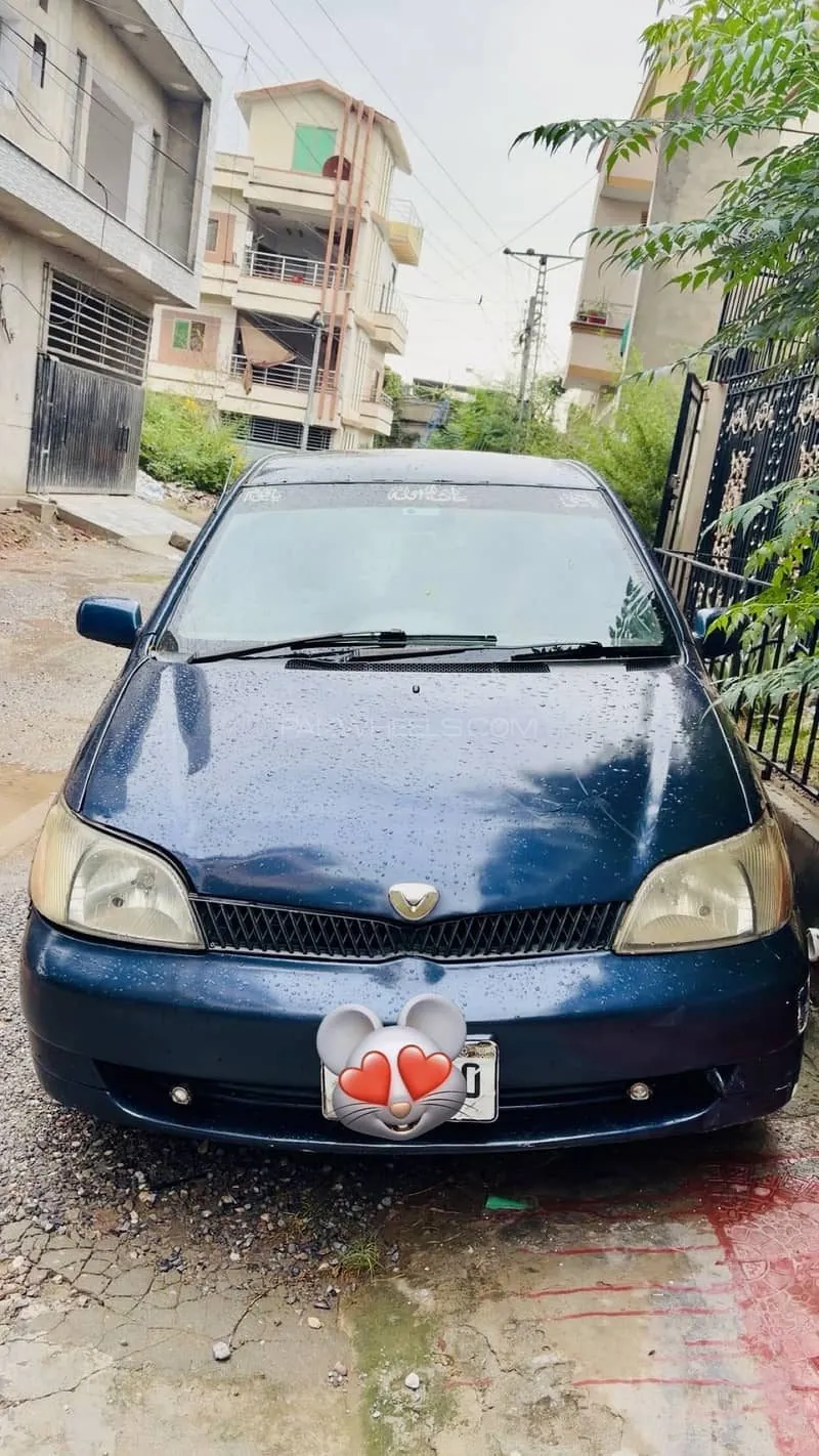 Toyota Platz