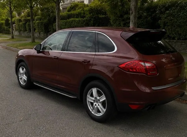 Porsche Cayenne 2013 photo 2