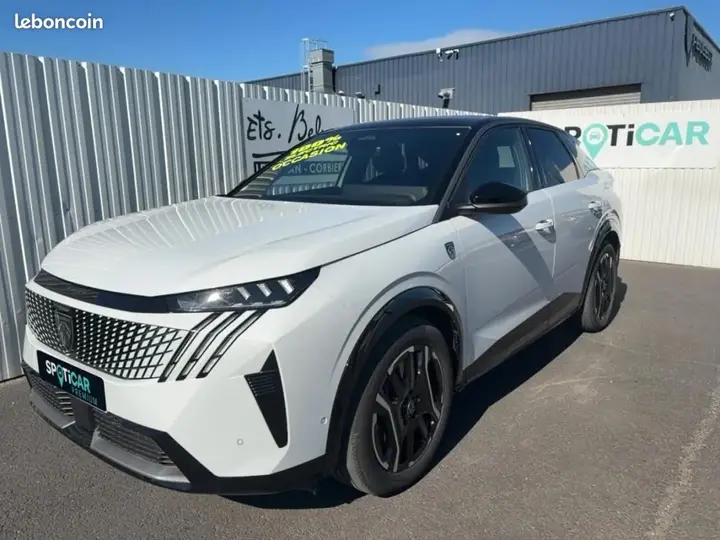 Peugeot E-3008